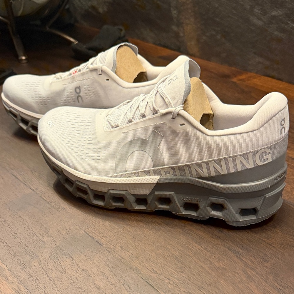 On Running Men's Athletic Shoes in White and Gray
